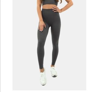 Balance athletica Quartz collection set